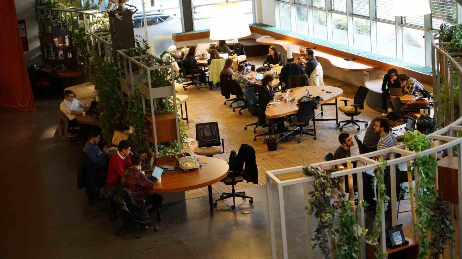 Bilgiyi Ticarileştirme Merkezi 6’ncı yaşını kutluyor