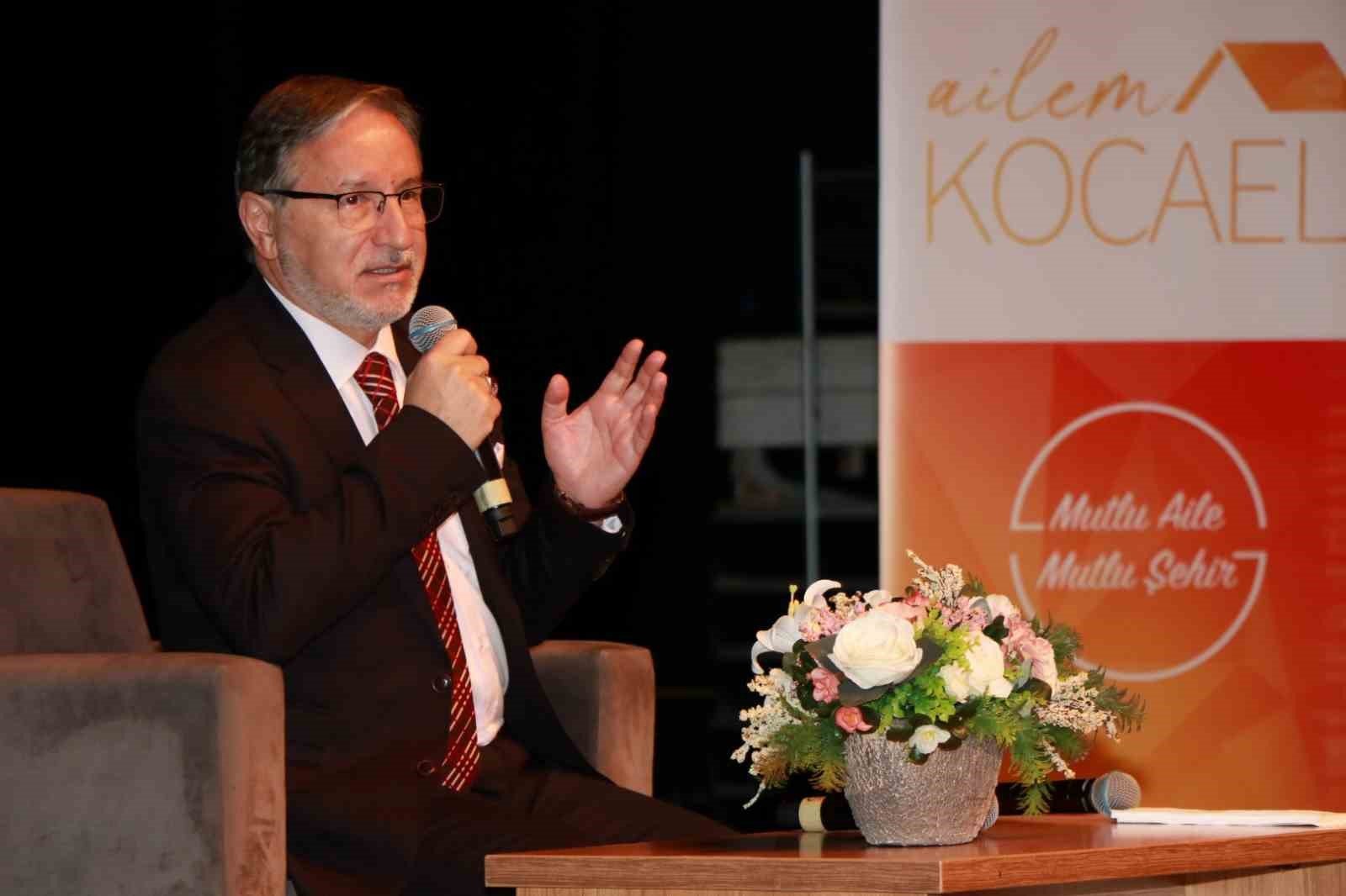 Prof. Dr. Mustafa Karataş: “Oruç ibadetine riya karışamazmış”