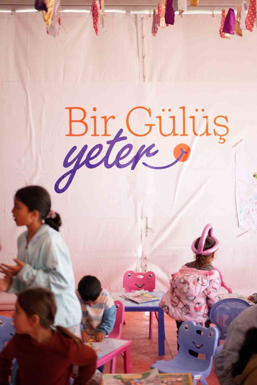 Deprem bölgesindeki çocuklar için Hepsiburada “Bir Gülüş Yeter” etkinlikleri başladı