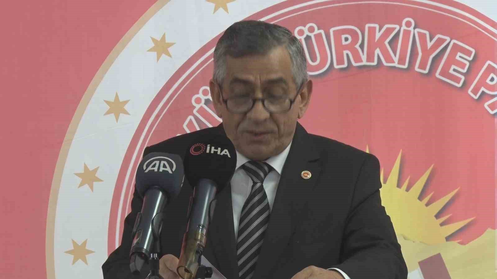 Büyük Türkiye Partisi Genel Başkanı Hüseyin Durmaz: “Yüksek Seçim Kuruluna verdiğimiz 28. dönem milletvekili aday listemizi geri çektik, Cumhur İttifakı’nın seçimi kazanması için bütün teşkilatlarımızla çalışıp haktan hakikatten yana taraf olma kararı aldık”