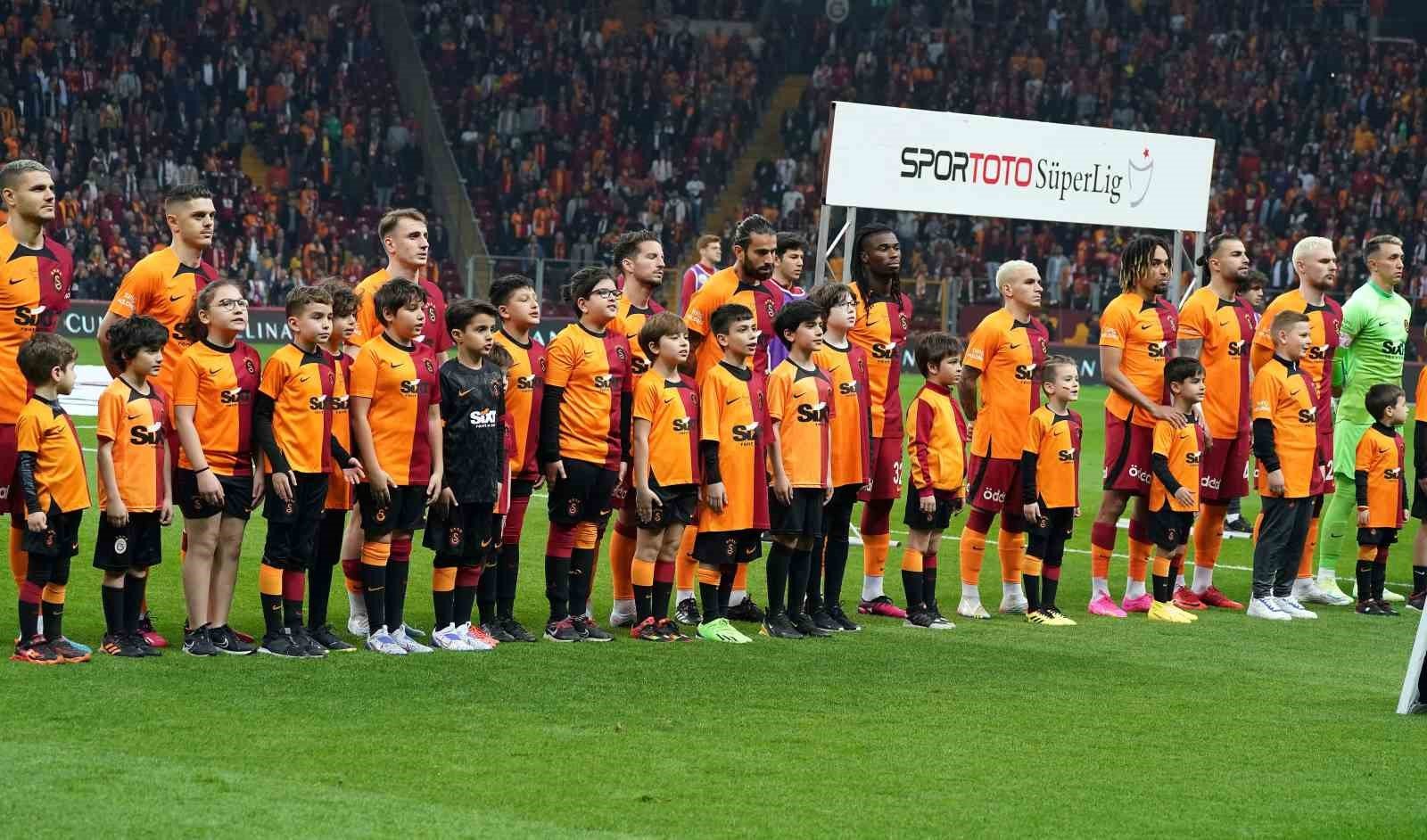 Galatasaray’da 4 değişik