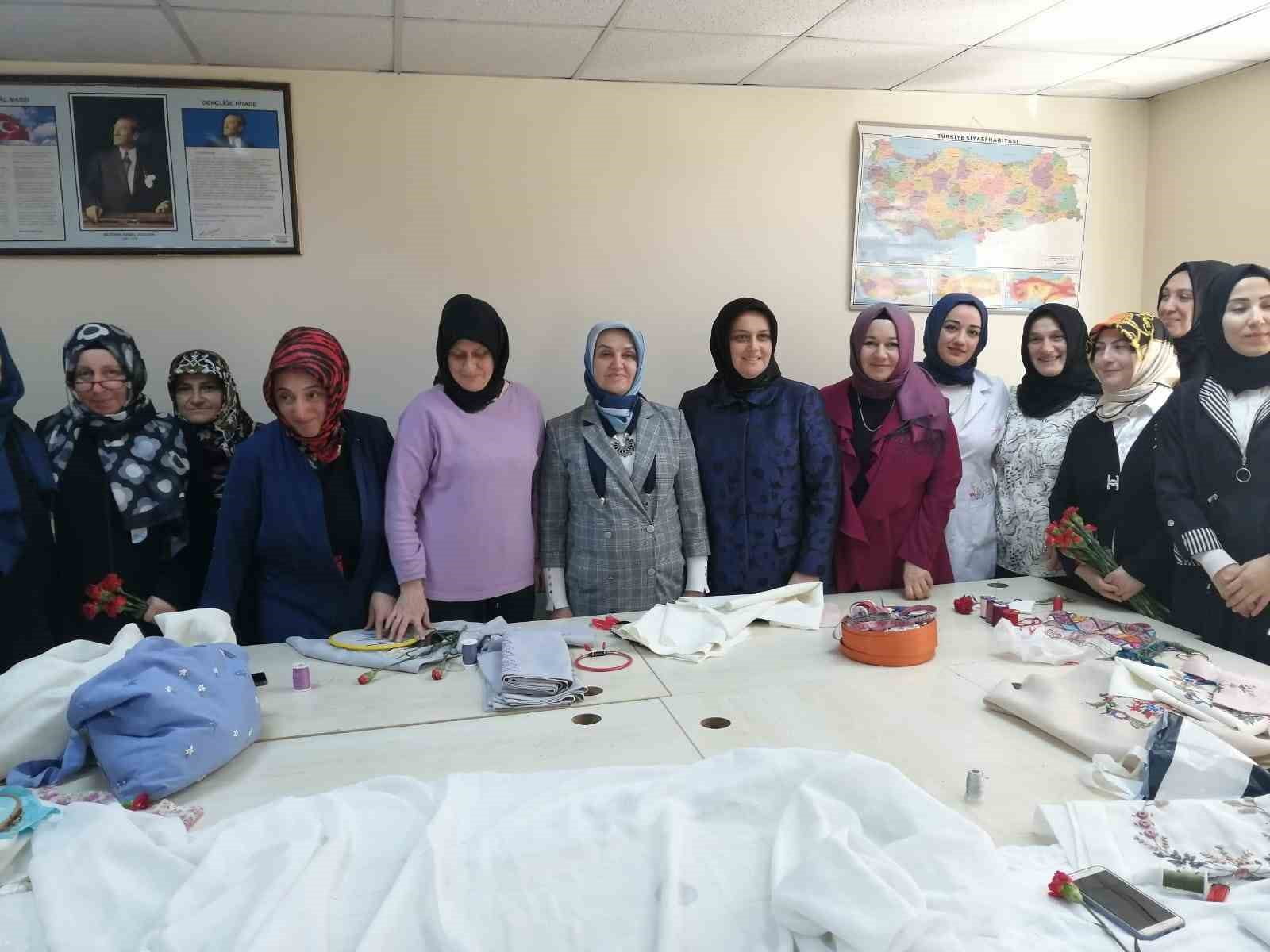 AK Parti İstanbul milletvekili adayları sahada