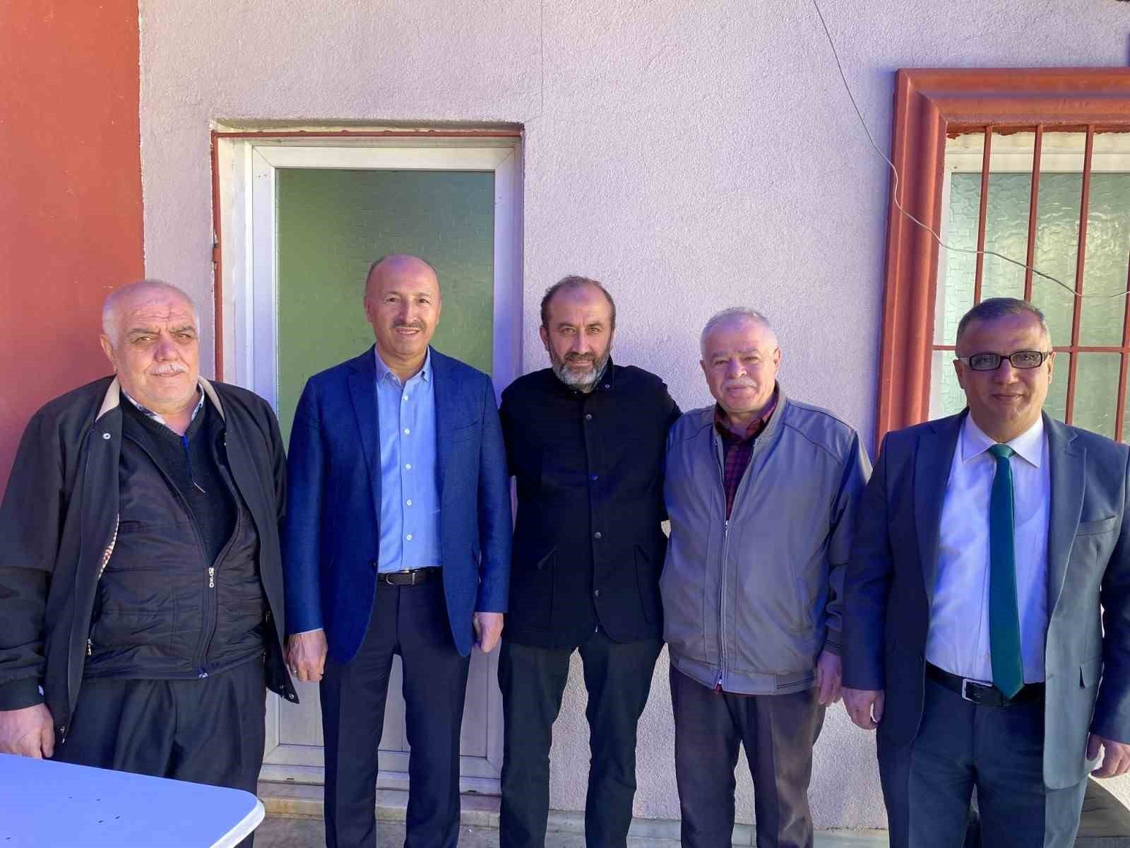 AK Parti 2. Bölge Milletvekili Adayı Cahit Altunay Kağıthaneli vatandaşlarla bir araya geldi