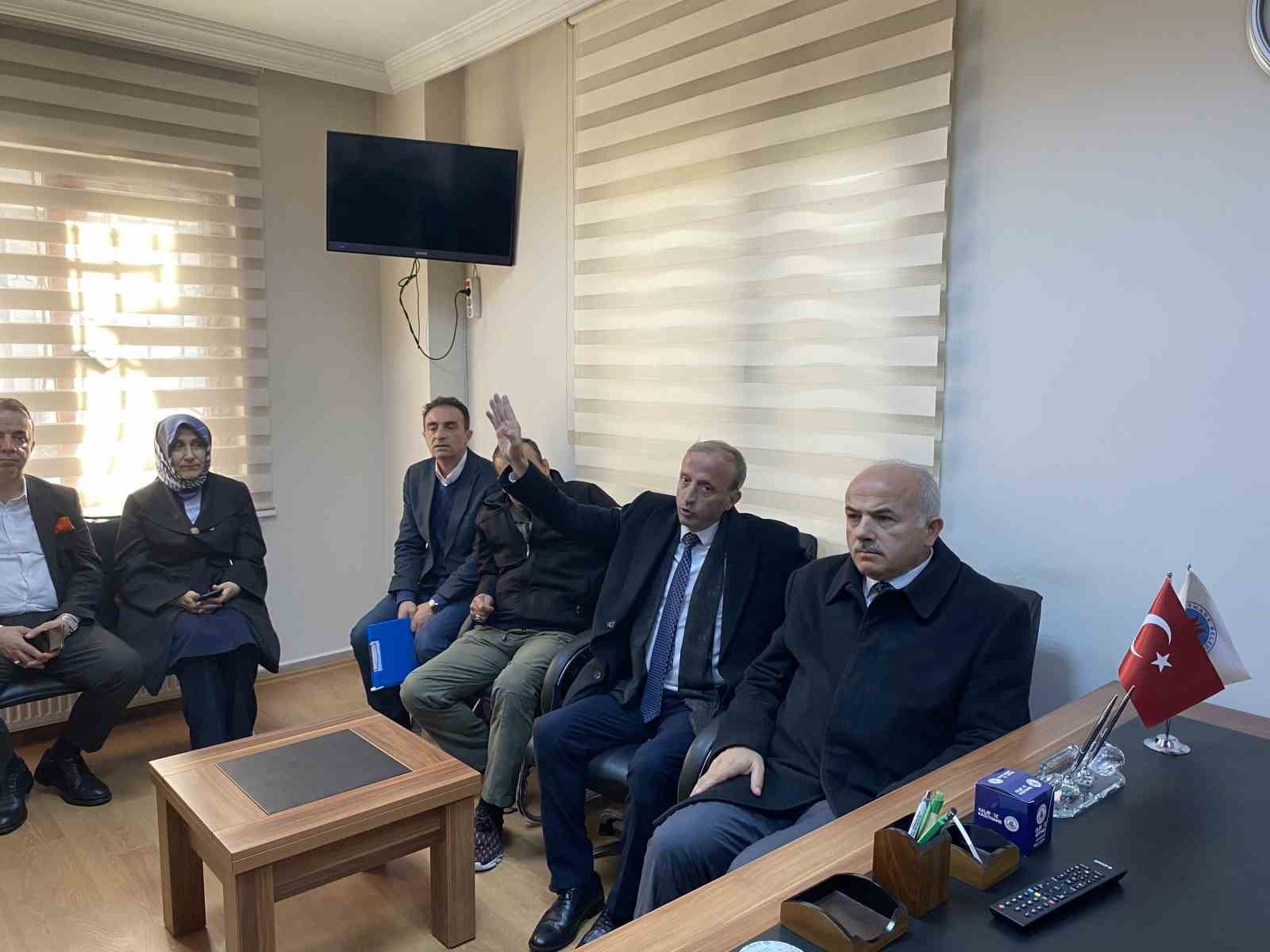 AK Parti Milletvekili Adayı Eroğlu, Çağlayan’da esnafı ziyaret etti
