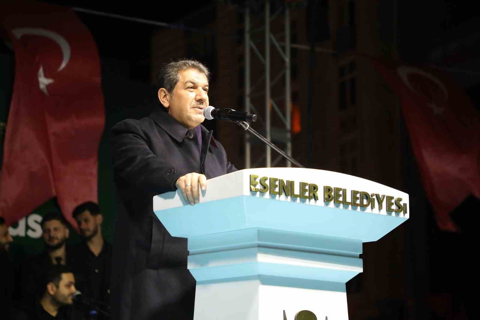 Esenler’de on binler duada buluştu