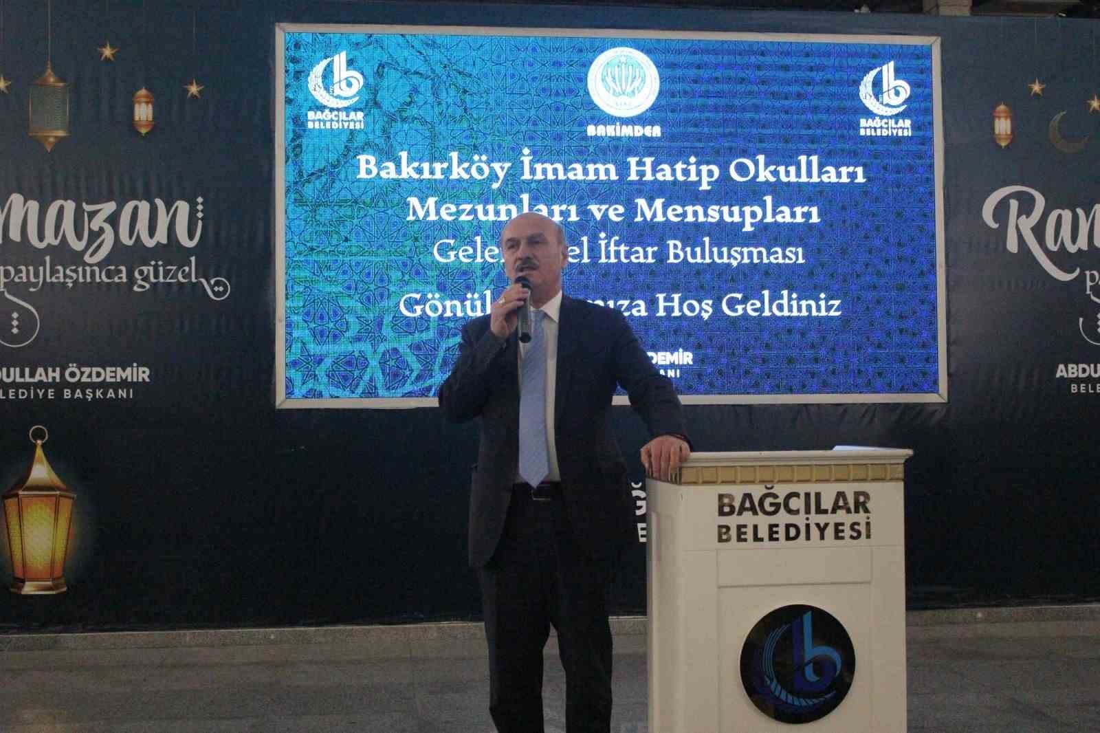 AK Parti Milletvekili Aday Erdoğmuş, imam hatiplilerle bir araya geldi