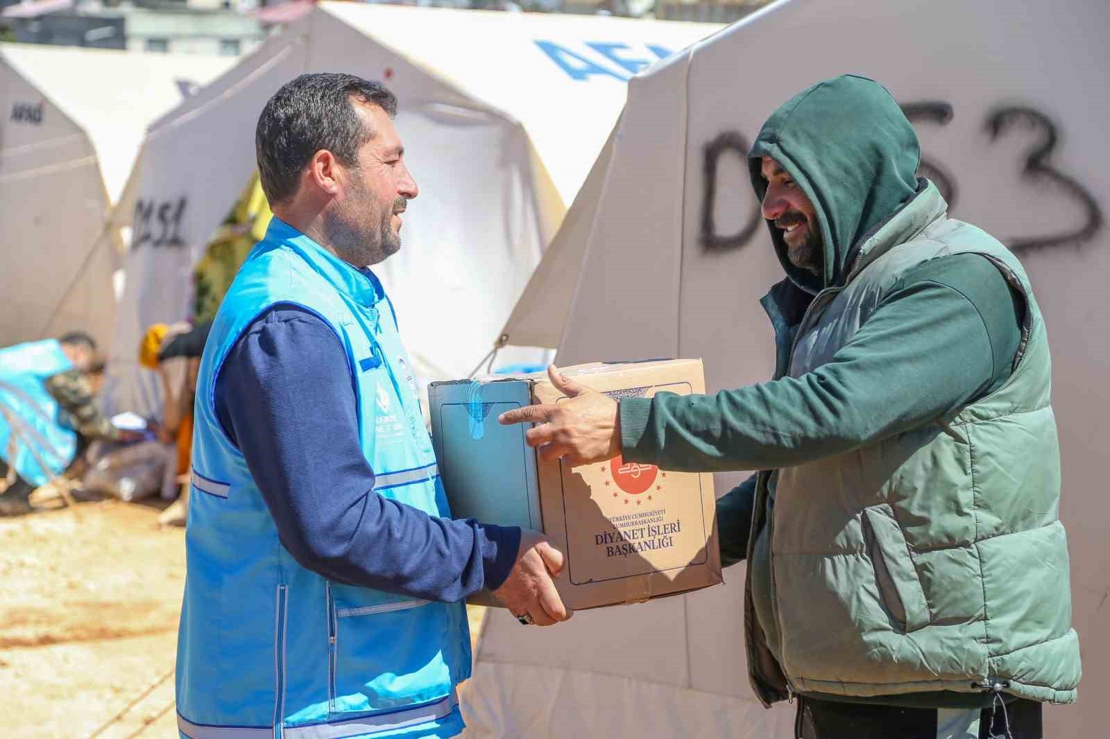 TDV, Ramazan’da Türkiye’de 10 milyondan fazla kişiye yardım ulaştırdı