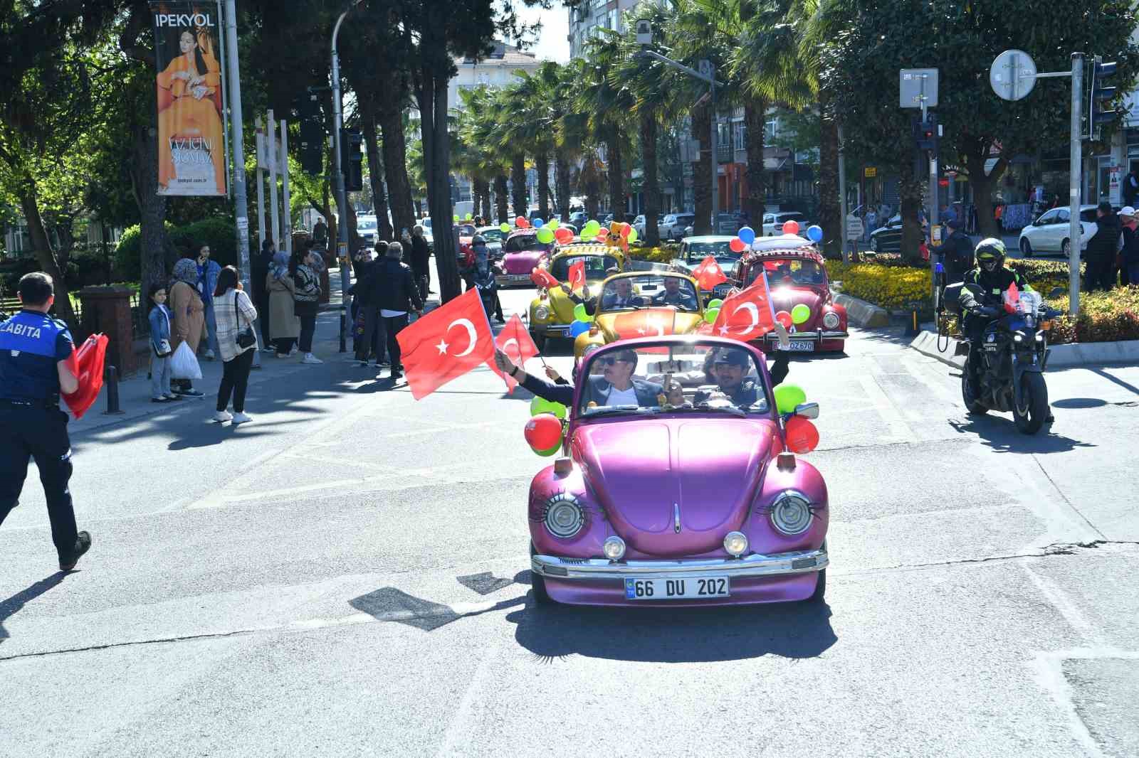 Bahçelievler’de “23 Nisan Ulusal Egemenlik ve Çocuk Bayramı” coşkuyla kutlandı