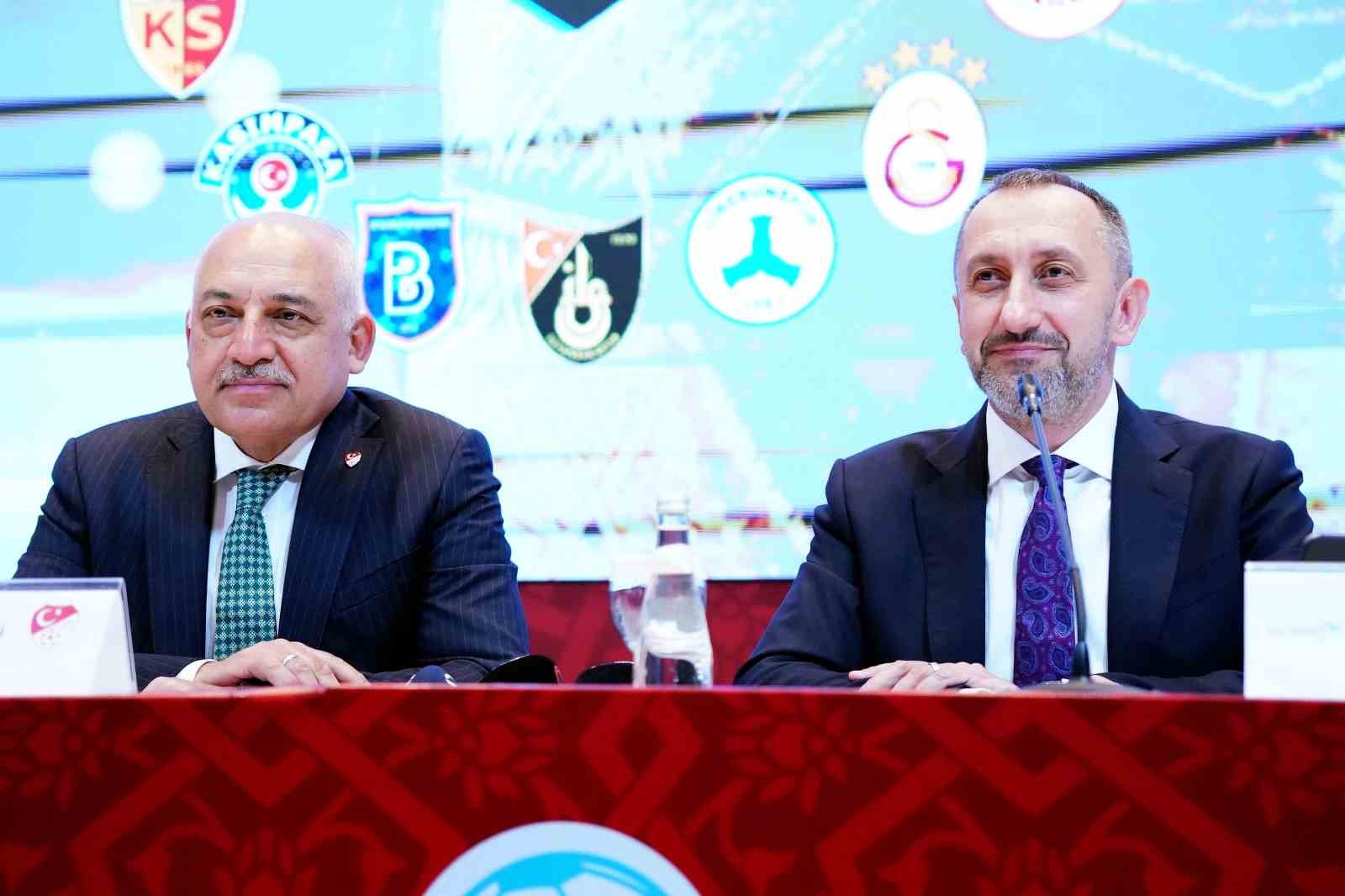 Türk Telekom, e-Süper Lig isim ve yayın hakları için TFF ile imza töreni düzenlendi