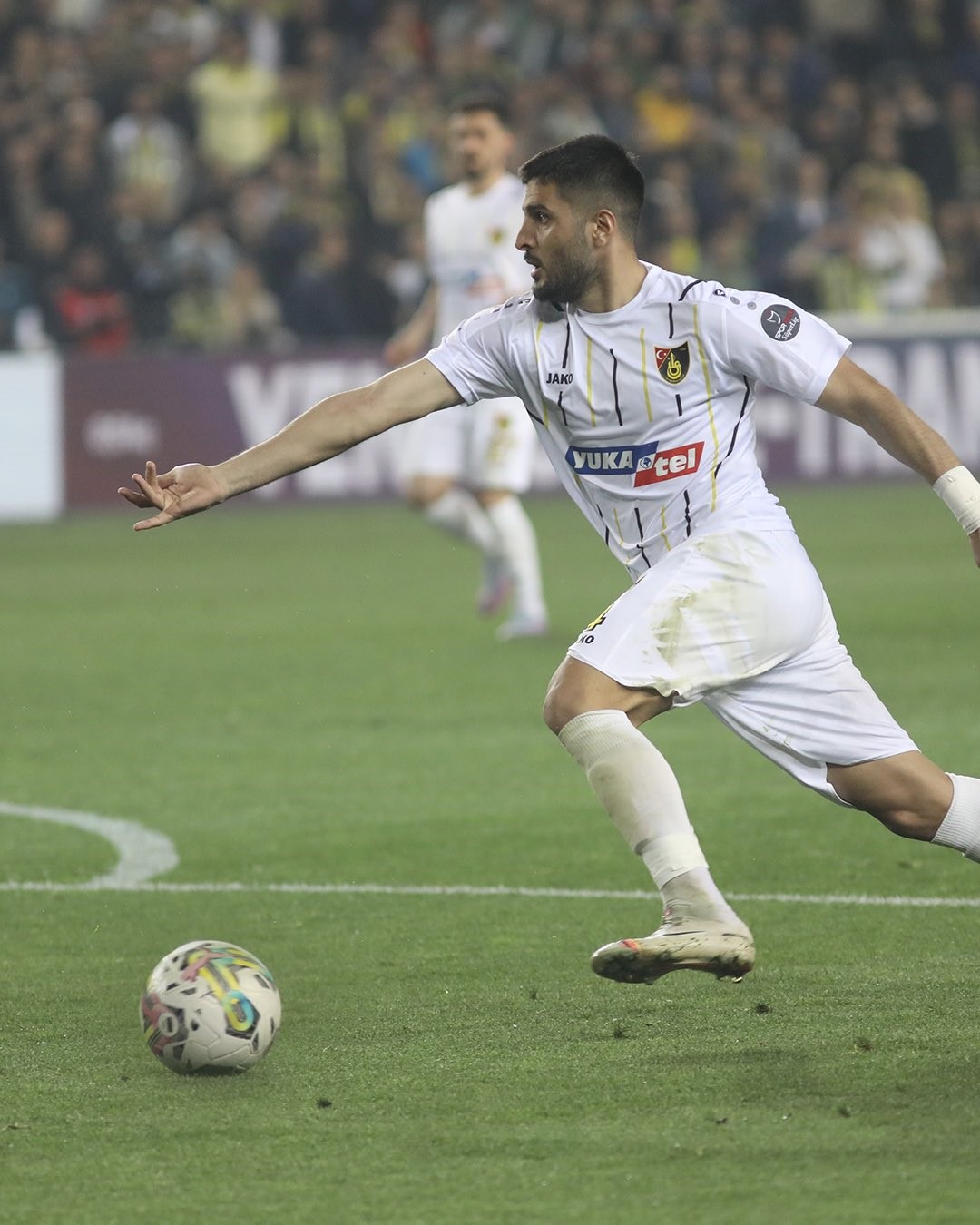 İstanbulspor’da Mehmet Yeşil sakatlandı