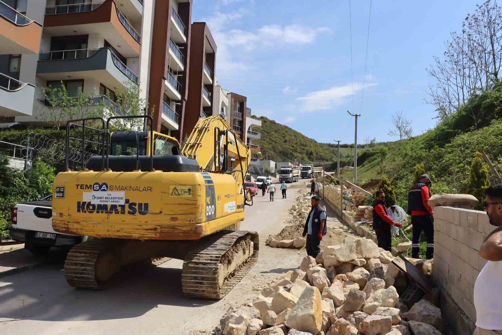 İzmit’te kaçak yapılarla mücadele