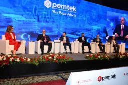 Petrol Endüstrisinde Milli Teknolojiler Toplantısı İstanbul’da başladı