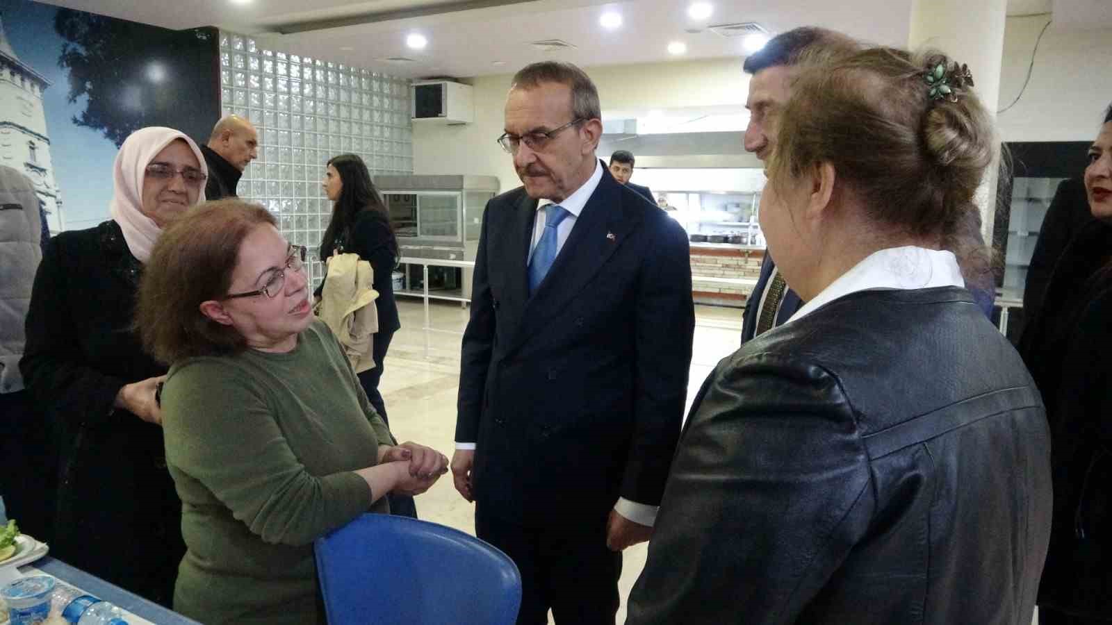 Vali Yavuz: “Kocaeli’ye 40 bine yakın depremzedemiz geldi”