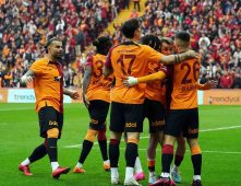 Galatasaray’da derbide hedef 3 puan