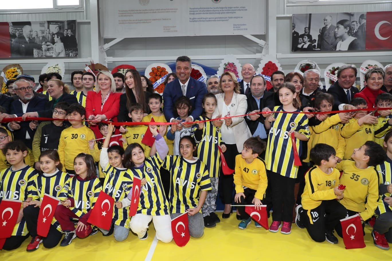 Saran Group 24’üncü spor salonunu İzmit'e açtı Saran Group 24’üncü spor salonunu İzmit'e açtı