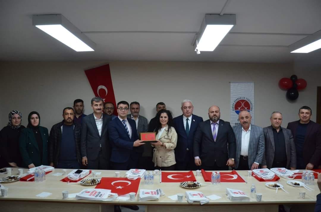 MHP Teşkilatları Her Yerde!