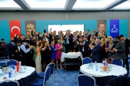 Emlak Kulübü 1.Yılını Darıca’da Kutladı