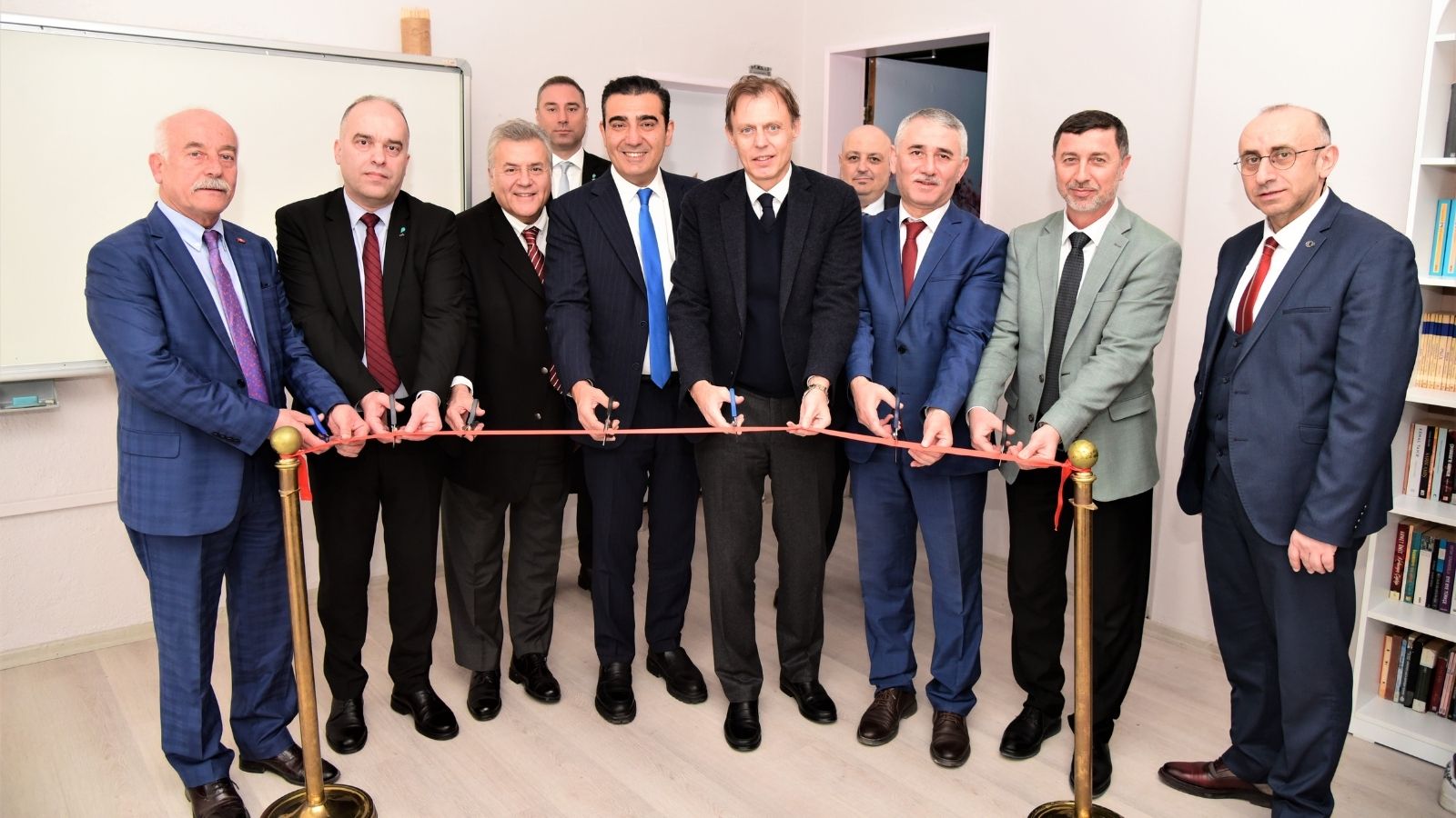 PAGEV MTAL’de kütüphane açıldı