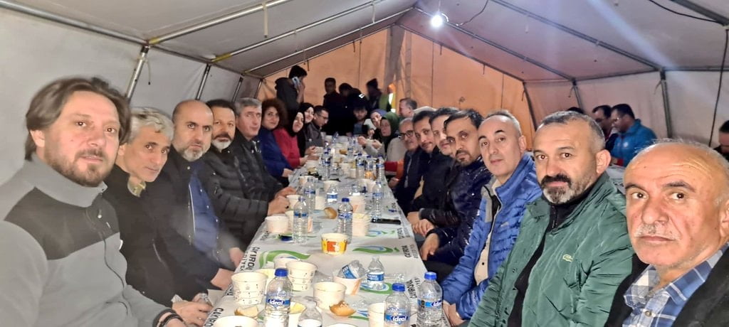 Belediyeden Derneklerle Defne’de İftar