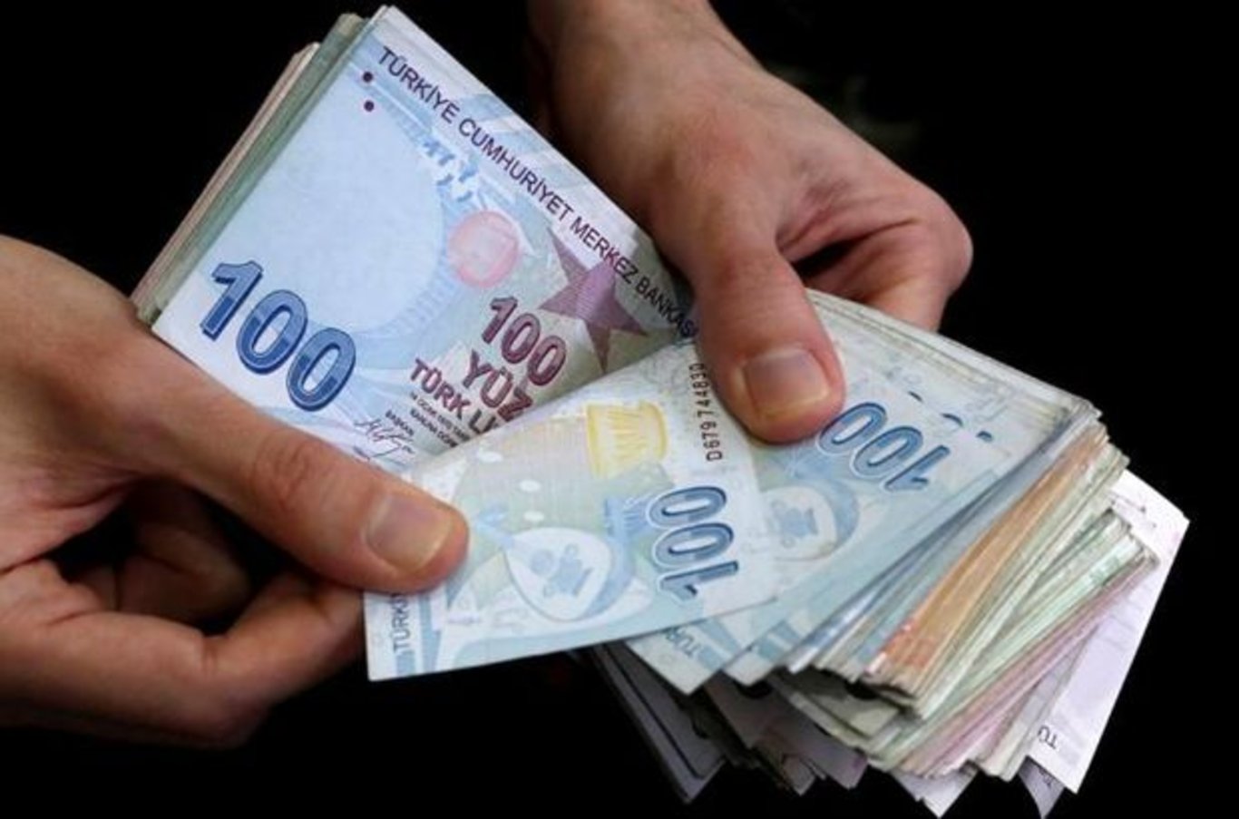 Milli ve Dini Bayram’da Çalışan İşçi Tam Yevmiye Hak Ediyor !