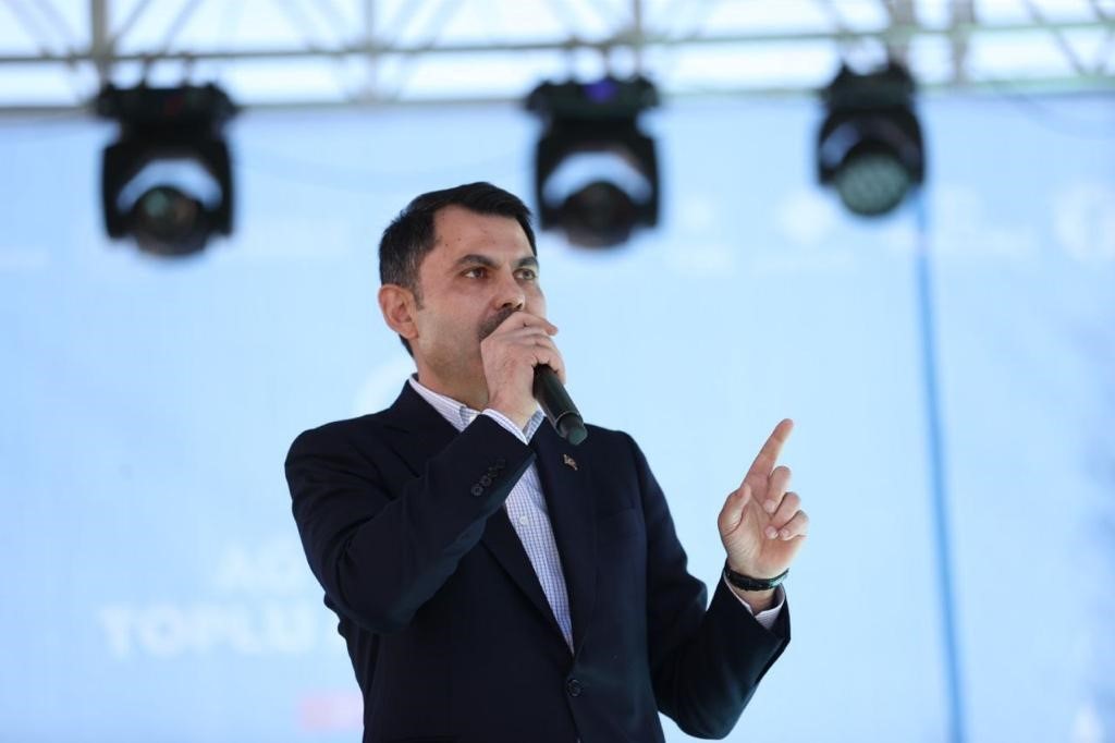 Bakan Kurum: “1 milyon 800 bin kardeşimizin yeni yuvası için adım attığını görüyoruz”