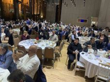 AK Parti, Eyüpsultan’da Doğu-Güneydoğu kanaat önderleriyle buluştu