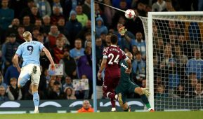 Manchester City liderliği devraldı