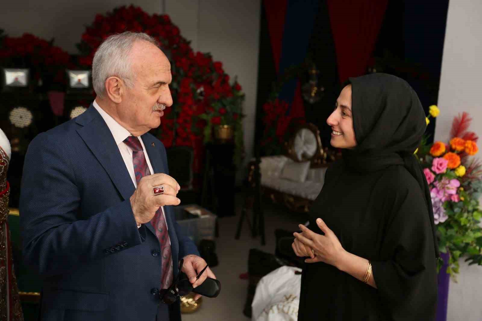 Başkan Aygün: “Hükümetimizle yerel yönetimlerimizle daima esnaflarımızın yanındayız”