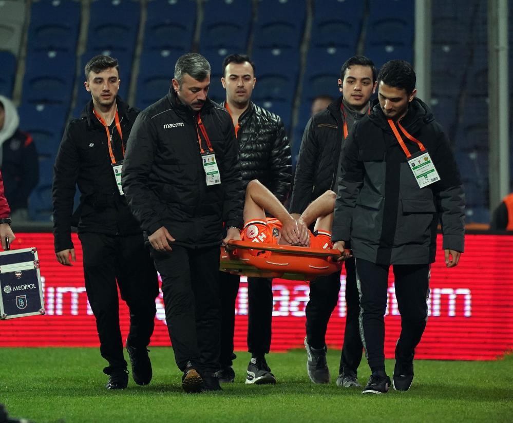 Başakşehir’den Patryk Szysz’in sağlık durumu açıklaması