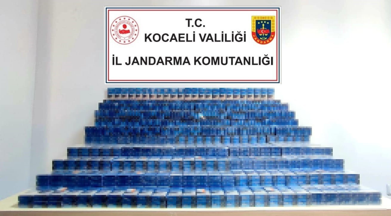 Kocaeli’de çok sayıda tarihi eser ve binlerce makaron ele geçirildi