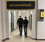 Otomobil ve 2 motosiklet çalan şüpheliler yakalandı