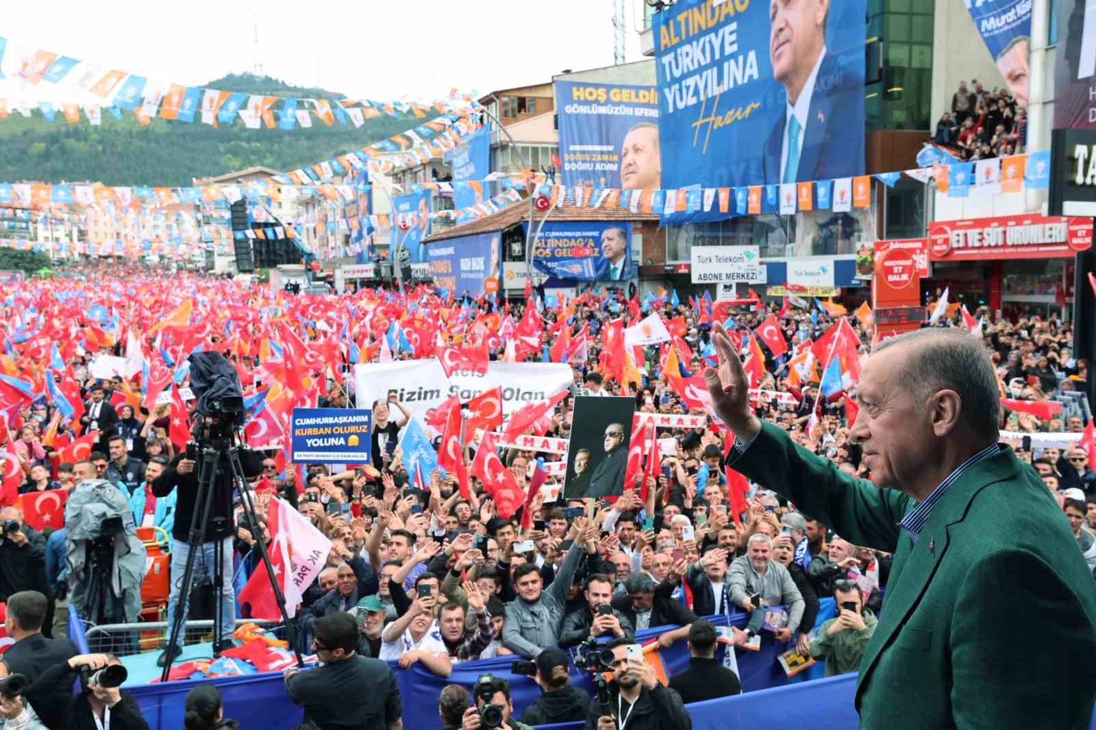 Cumhurbaşkanı Erdoğan: “(İnce’nin cumhurbaşkanı adaylığından çekilmesi) Doğrusu üzüldüm, keşke bu yarış sonuna kadar böyle devam etseydi”