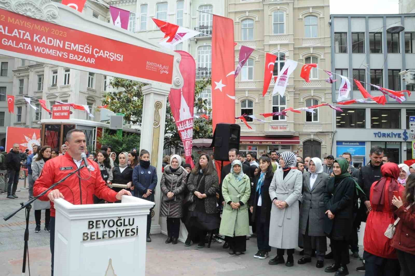 Anneler Günü’ne özel “Galata Kadın Emeği Çarşısı” açıldı