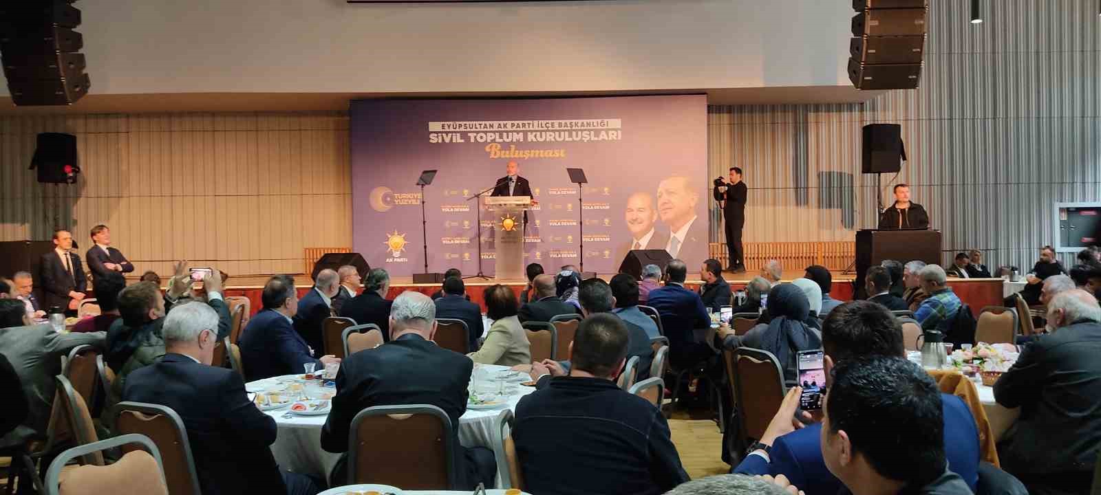 Bakan Soylu: “Kılıçdaroğlu kendi milletvekilinin kasetinin çıkmaması için bulmamı istedi”