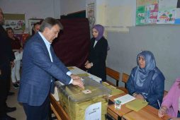 11. Cumhurbaşkanı Abdullah Gül oyunu Beykoz’da kullandı