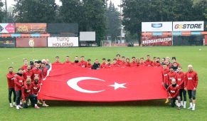 Süper Lig kulüplerinden 19 Mayıs mesajları