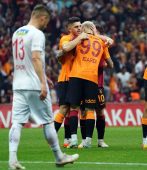 Galatasaray ligde evindeki yenilmezliğini 16 maça çıkardı