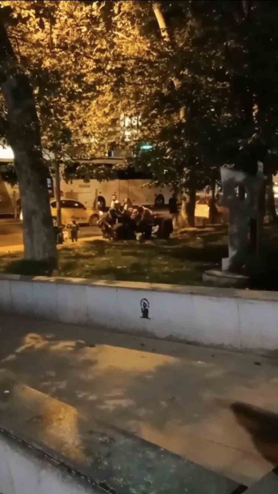 Taksim’de dilencilerin para kavgası kamerada