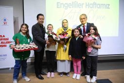 Tuzla Belediyesi, İşitme Engelliler Okulu’na uygulama sınıfı açtı