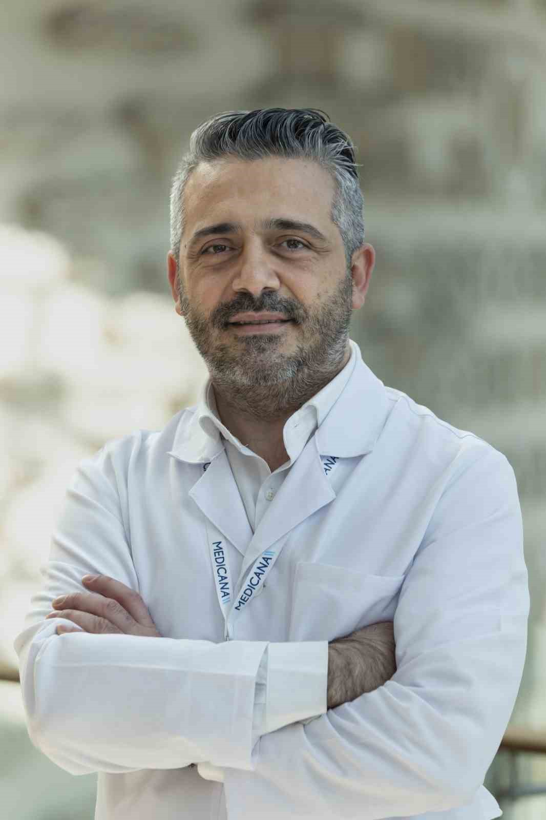 Mide İle İlgili Bilinen En büyük Yanlış: Kilo Alınca Büyüyor