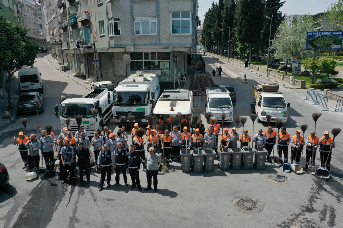 Zeytinburnu’nda bahar temizliği devam ediyor