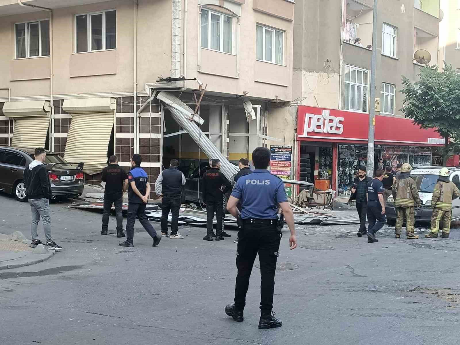 Esenler’de LPG tankı takılan araçta patlama: 5 yaralı