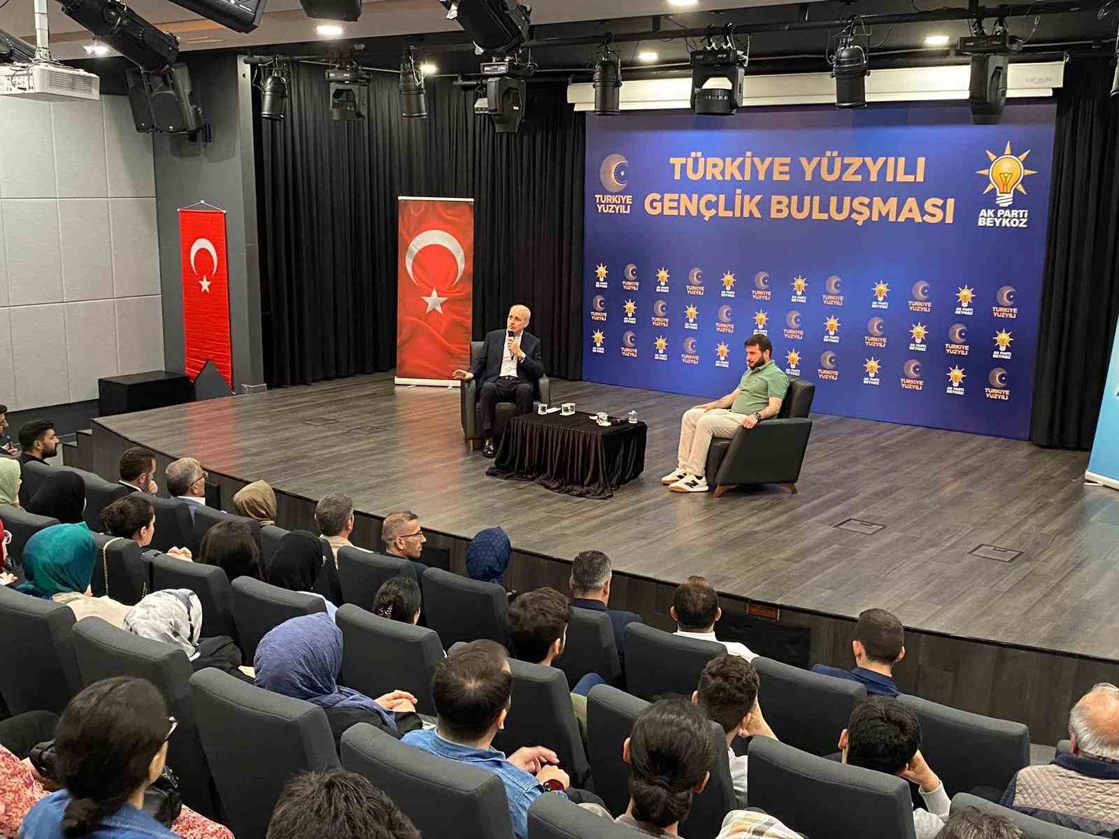 Numan Kurtulmuş: “Siyasette gençlerin önünü açan bir iktidarız”