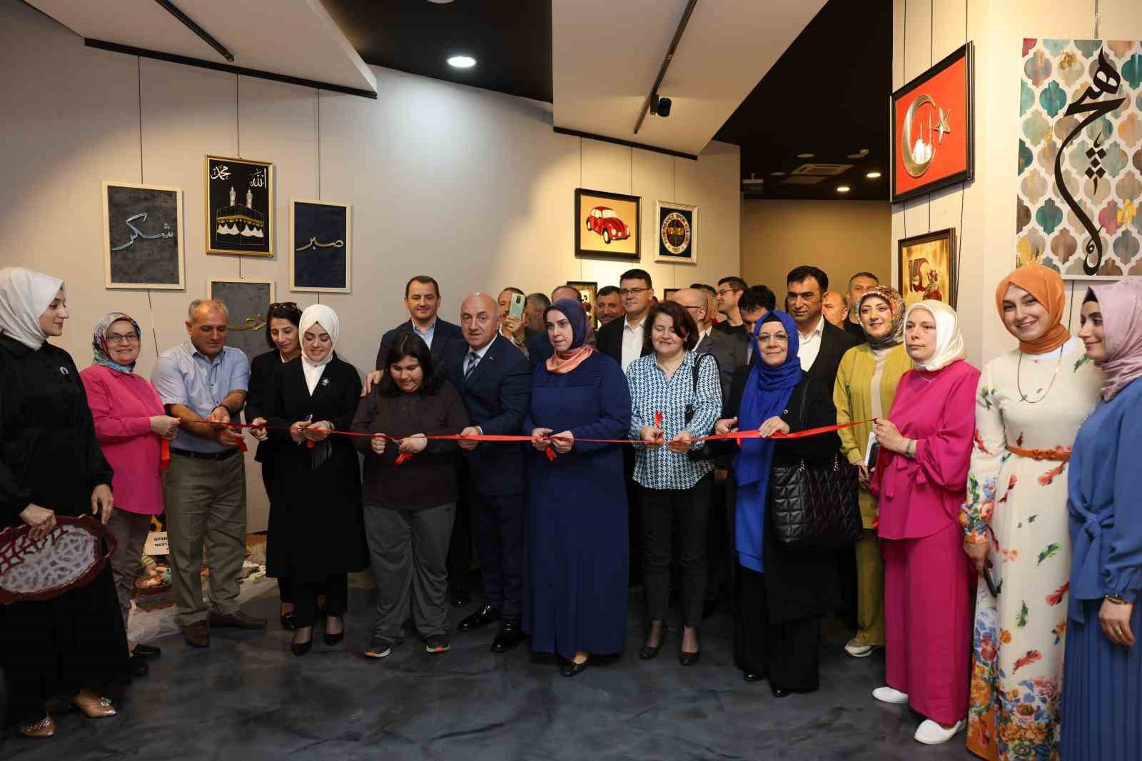 Darıca’da 1 yıllık emeklerini sergilediler