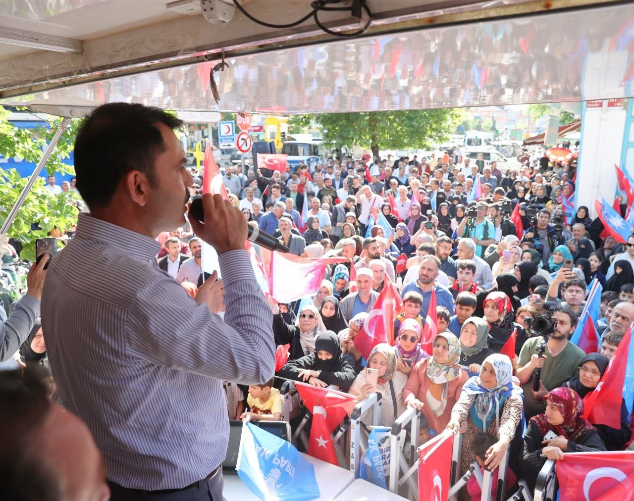 Bakan Kurum: “Turgut Reis Mahallemize bir mesire alanı millet bahçesi kazandırıyoruz”