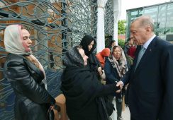 Gazeteci yazar Engin Ardıç son yolculuğuna uğurlandı: Törene Cumhurbaşkanı Erdoğan da katıldı