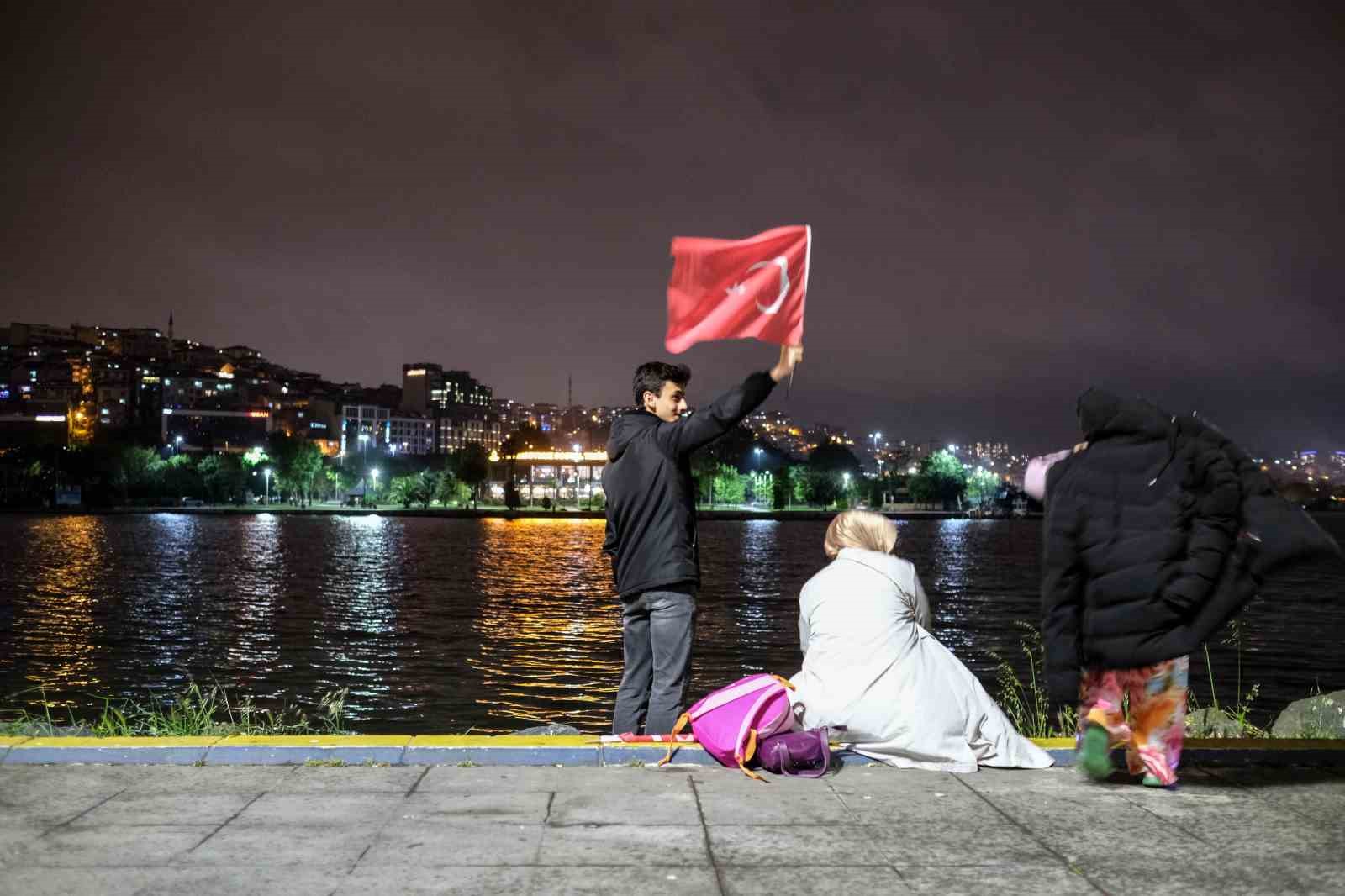 İstanbul’da kutlamalar devam ediyor