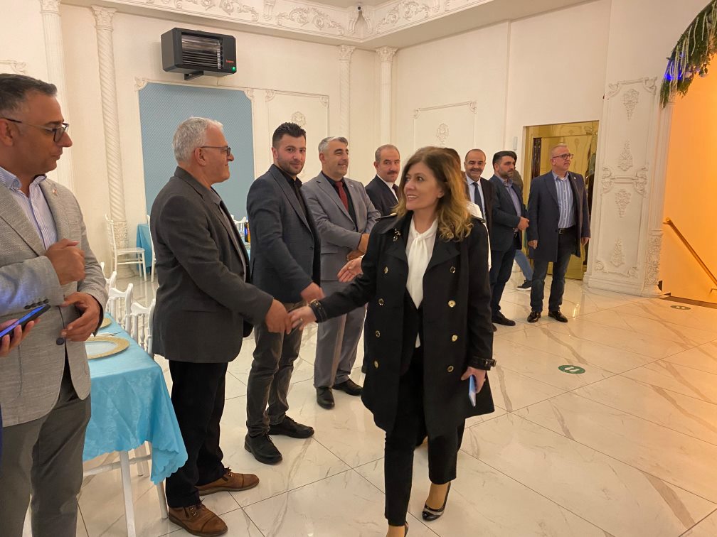 Serap Çakır : ‘Türkiye’nin çözülemeyecek sorunu yok, çözecek kadroları iş başında değil’
