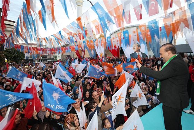 Ak Parti Beylikbağı SKM'yi TOGG ile açtı Ak Parti Beylikbağı SKM'yi TOGG ile açtı