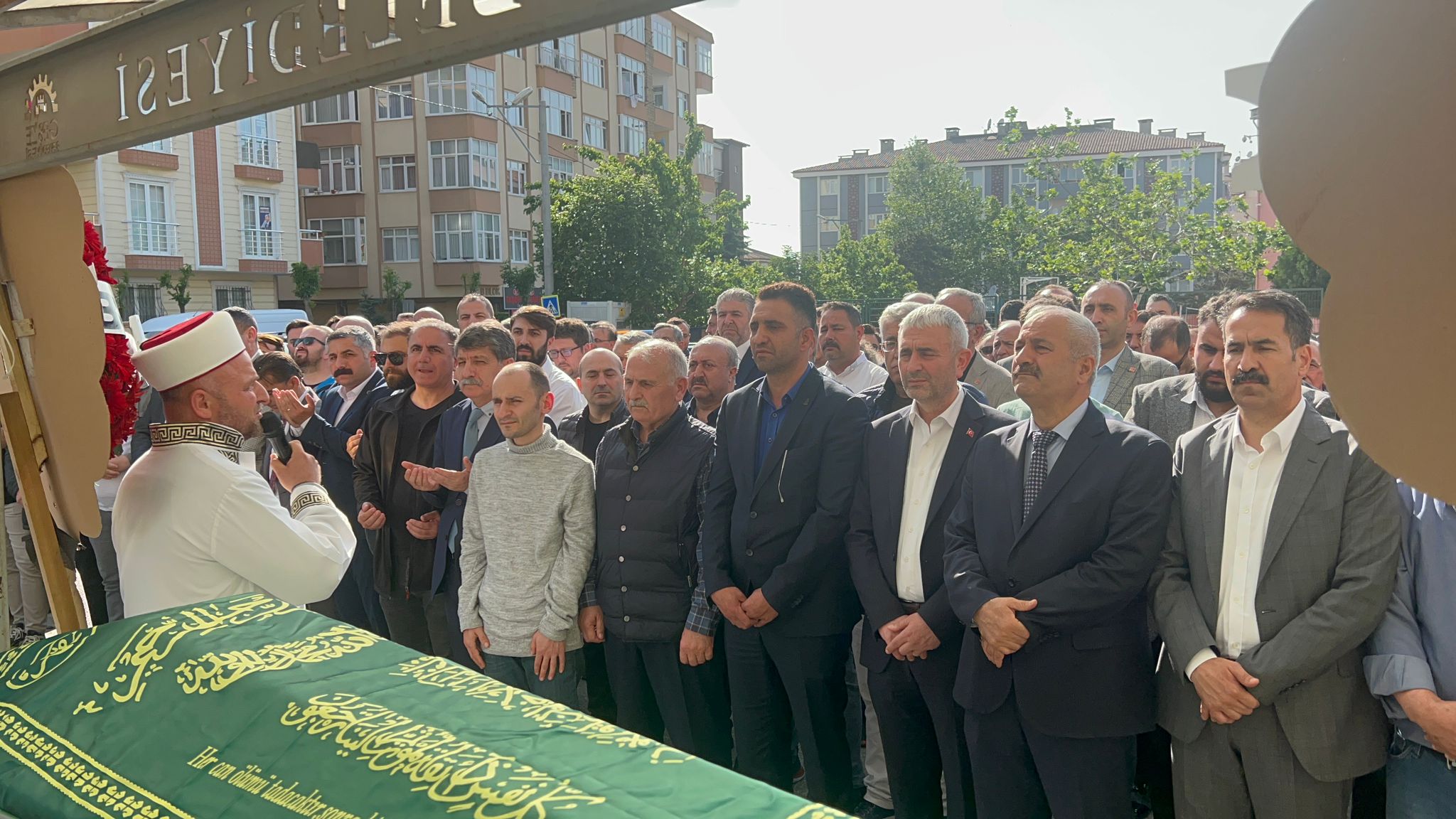 Gazeteci Refik Sıla Güvenç Son Yolculuğuna Uğurlandı